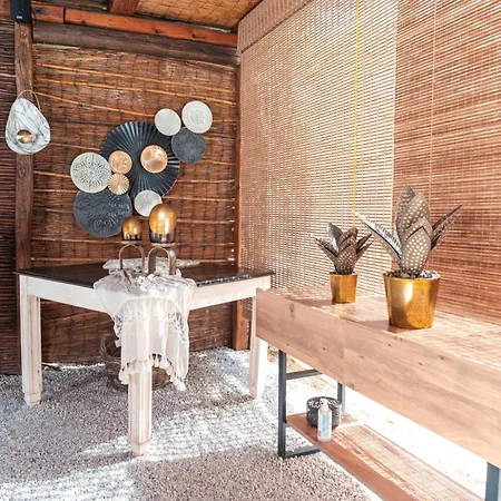 アパートホテル Sunrock - Margarita 4*