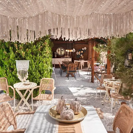 アパートホテル Sunrock - Margarita